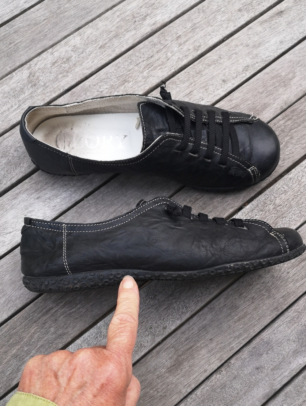 Lory Italian-made leather flats